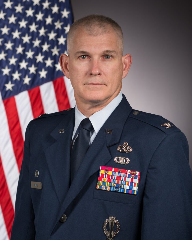 Lawrence Havird in Air Force uniform.