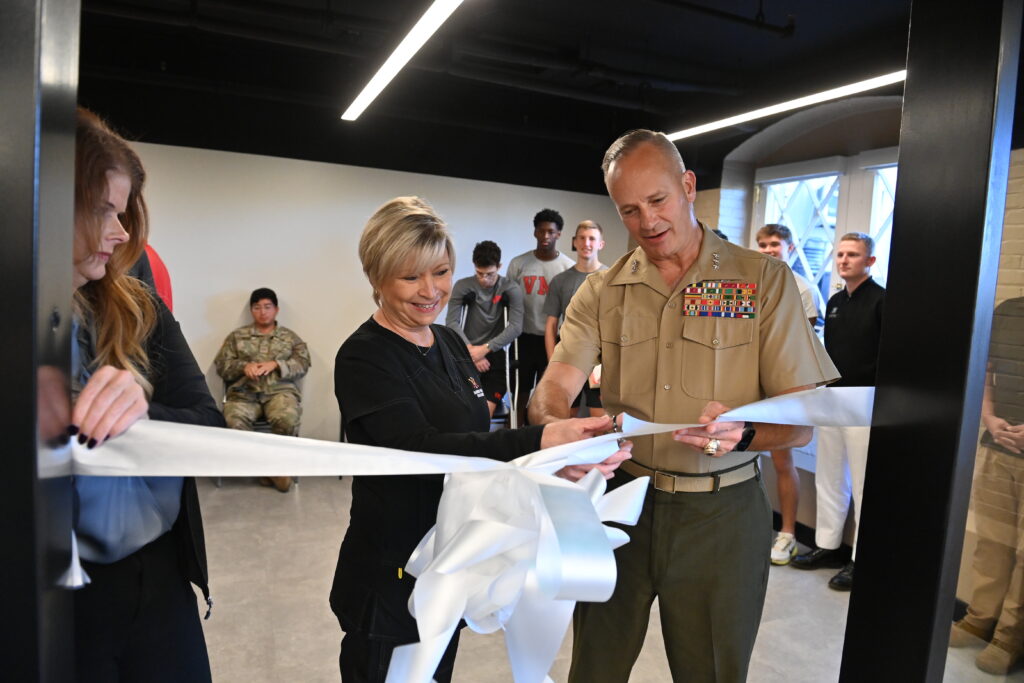 A ribbon-cutting ceremony for the new Virginia Military Institute barbershop was held Oct. 17 in Old Barracks. Superintendent Lt. Gen. David Furness ’87, along with Glenda Dudley, manager of the barber shop, cut the ribbon, officially opening the new space for business.