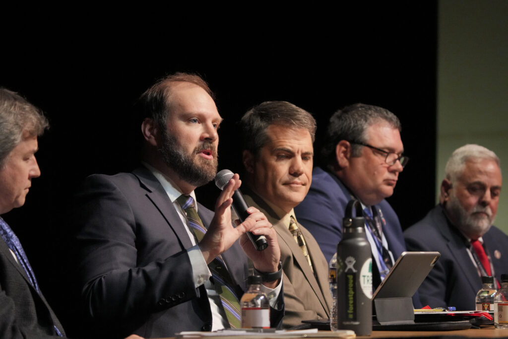 The 35th annual Environment Virginia Symposium at Virginia Military Institute was held April 8-10. The conference was organized and co-hosted by the Center for Leadership & Ethics (CLE). Col. Dave Gray, executive director of the CLE, served as master of ceremonies.