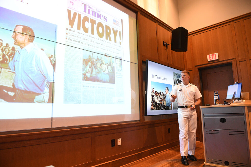 Michael M. Hoffmann ’22 presents his honors week thesis.