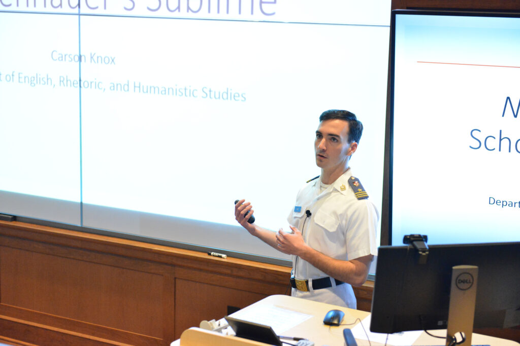 Carson Knox ’22 presents his honors thesis.