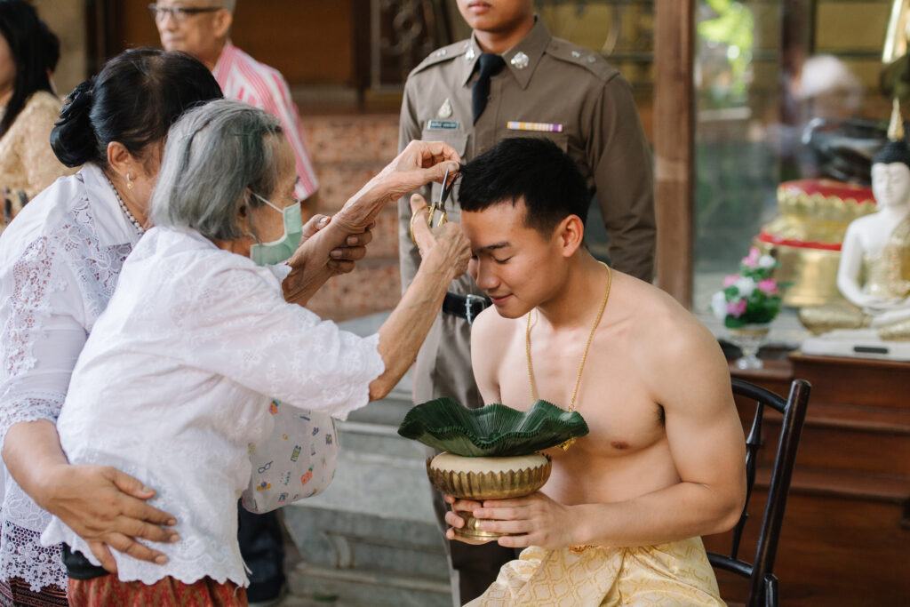 Kanokpon “Gun” Mettasat ’27 spent 15 days last June living as a monk at Wat Khlong Khru Buddhist temple in Tha Sai, not far from his home in Bangkok.