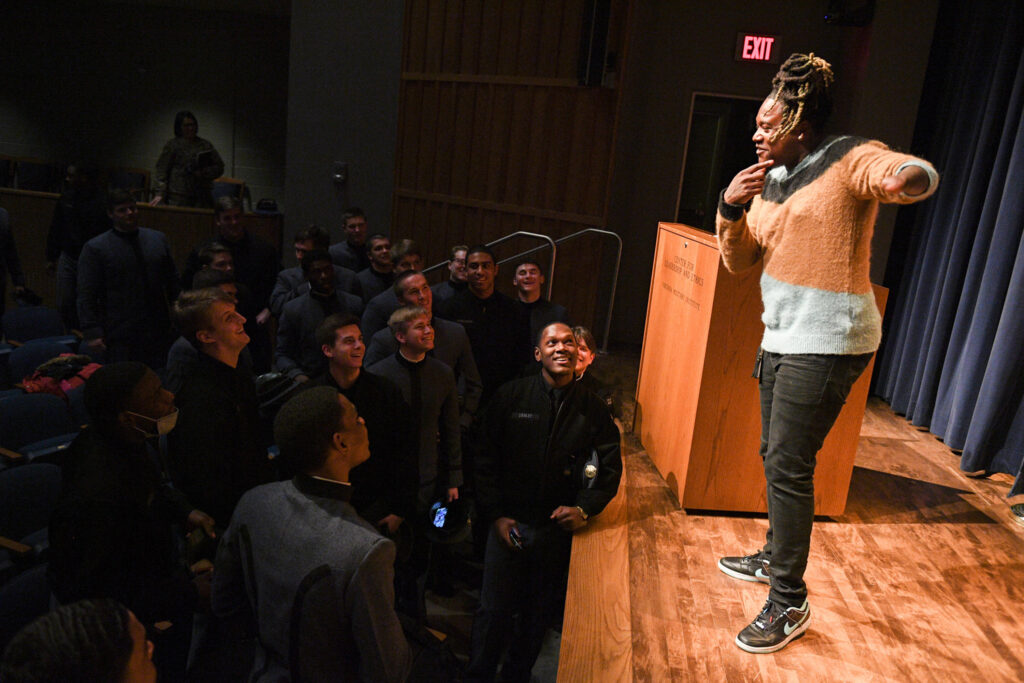 Shaquem Griffin, retired NFL linebacker who played for the Seattle Seahawks, as he kicked off the Center for Leadership & Ethics (CLE) 2023 Courageous Leadership Speaker series.